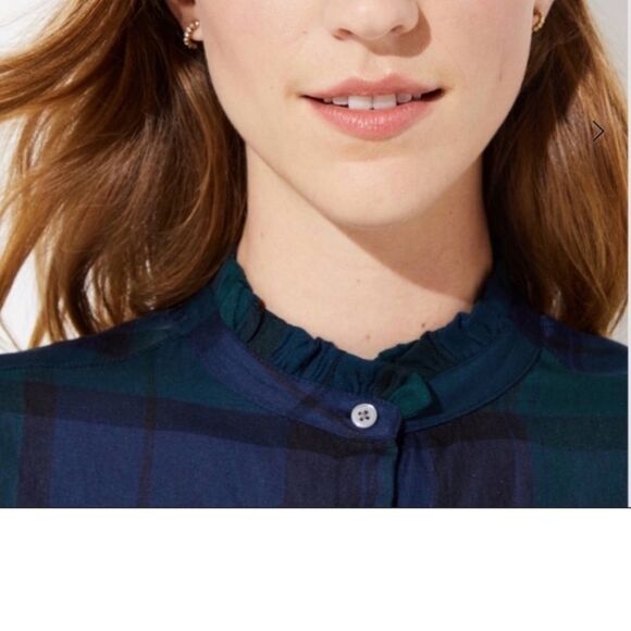 Ann Taylor LOFT Womens Button Front Shirt Sz Small Blue Green Plaid Rayon Blend - Picture 3 of 11